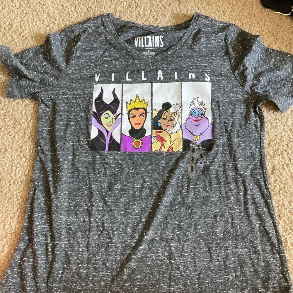 Disney Villains Tshirt NWT